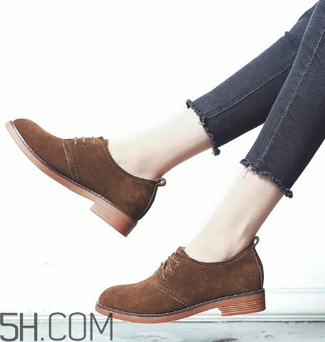 翻毛皮鞋弄上油怎么辦？翻毛皮鞋上的油漬怎么清洗？