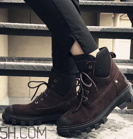 翻毛皮鞋弄上油怎么辦？翻毛皮鞋上的油漬怎么清洗？