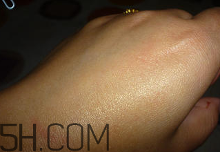 玫琳凱柔潤(rùn)眼霜適合什么年齡_怎么樣 玫琳凱柔潤(rùn)眼霜適合什么年齡_怎么樣