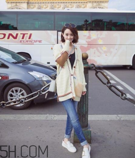 毛衣外套怎么搭配？毛衣外套里面配什么？