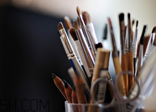 化妝刷什么毛最好？化妝刷怎么選購(gòu)？