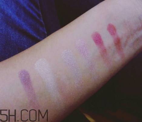 眼影可以用洗面奶卸嗎？沒(méi)有卸妝液怎么卸眼影	