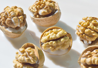 六個核桃多少錢一瓶？六個核桃多少錢一箱