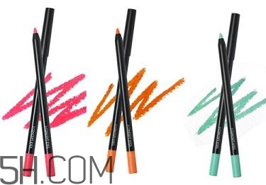 女生怎樣學(xué)會(huì)快速化妝？新手化妝需要的基本用品