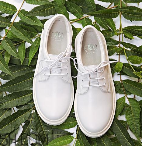 白色皮鞋劃痕怎么修復(fù)？白色皮鞋被刮傷怎么辦？