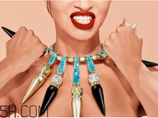 cl口紅專柜多少錢一只？cl口紅哪個(gè)顏色好看？