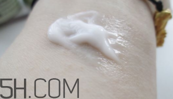 悅木之源維C精華霜怎么樣？悅木之源維C精華霜好用嗎？