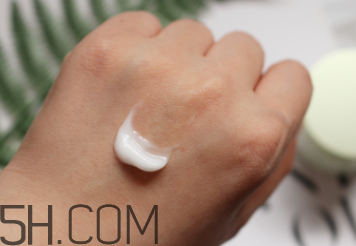 悅木之源維C精華霜怎么樣？悅木之源維C精華霜好用嗎？