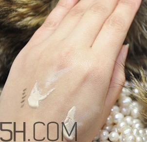 卡姿蘭蝸牛cc調(diào)控霜多少錢？卡姿蘭cc霜多少錢一瓶？