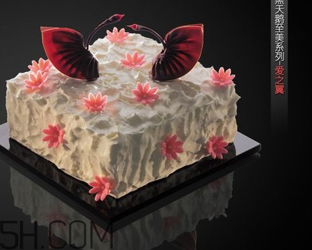 黑天鵝蛋糕是哪里的？黑天鵝蛋糕是好利來的嗎？