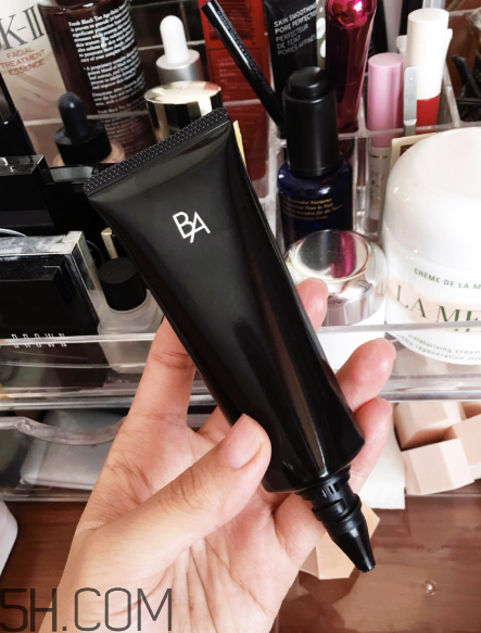 pola黑ba防曬霜好用嗎？pola黑ba防曬霜多少錢(qián)？