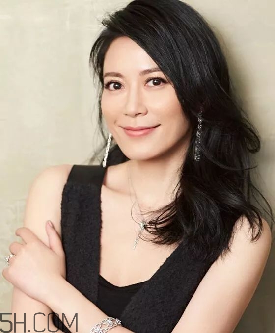 染什么發(fā)色好看有氣質(zhì) 染什么發(fā)色好看有氣質(zhì)