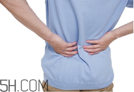 腰間盤突出腳麻嚴(yán)重嗎？腰歪了能自動(dòng)復(fù)原嗎