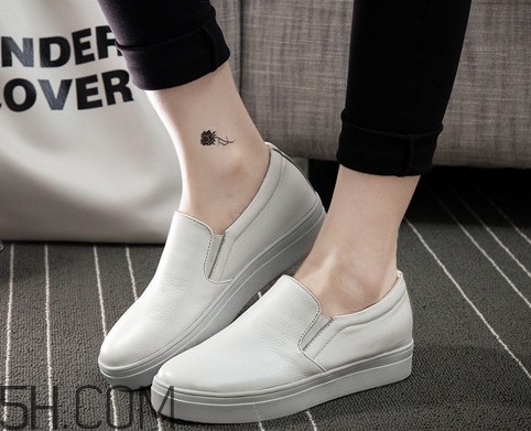 露腳踝的襪子叫什么？露腳踝的鞋子叫什么