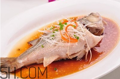 鱸魚蒸幾分鐘最好？河鱸魚和海鱸魚的區(qū)別