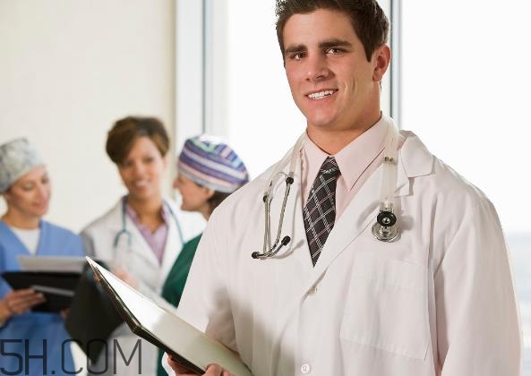 濕疹能曬太陽(yáng)嗎？濕疹能打預(yù)防針嗎？