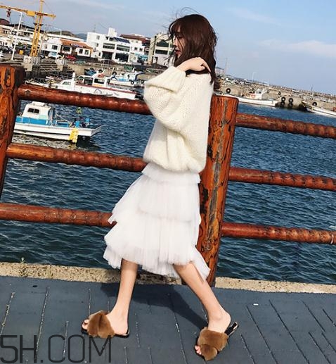 白色毛衣發(fā)黃怎么洗白？白色毛衣發(fā)黃用什么洗？