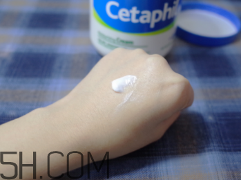 絲塔芙致潤保濕霜怎么樣？絲塔芙致潤保濕霜好用嗎？