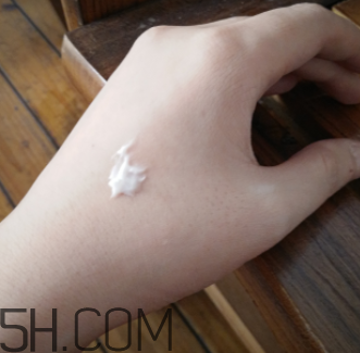 絲塔芙面霜嬰兒能用嗎？絲塔芙面霜怎么樣？