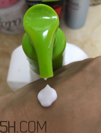 絲塔芙保濕潤膚乳嬰兒能用嗎？絲塔芙潤膚乳怎么樣？