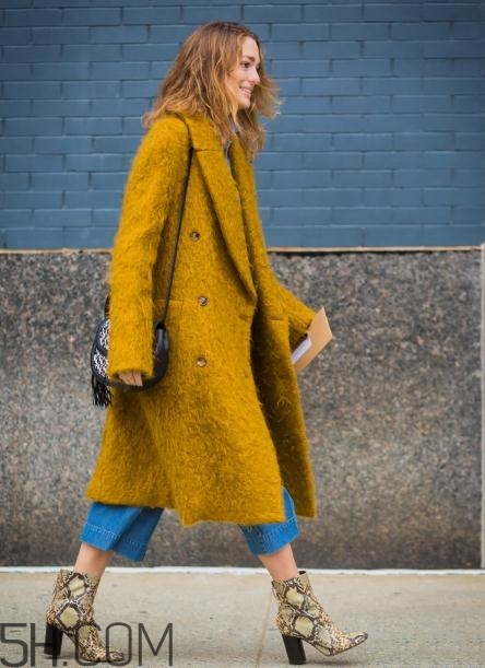 毛呢大衣配闊腿褲好看嗎？毛呢大衣搭配闊腿褲圖片