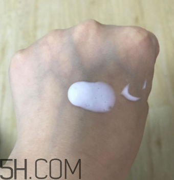 絲塔芙保濕潤膚乳嬰兒能用嗎？絲塔芙潤膚乳怎么樣？