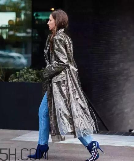 短靴配什么褲子好看？短靴怎么搭配褲子？