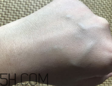 絲塔芙泡沫潔面乳怎么用？泡沫潔面乳用法