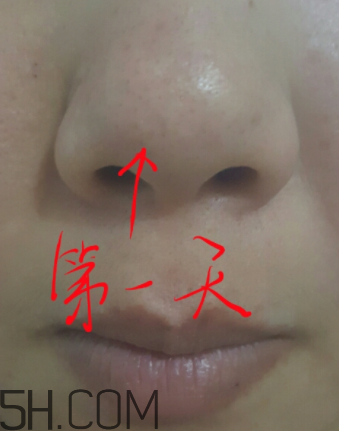 絲塔芙泡沫潔面乳怎么用？泡沫潔面乳用法