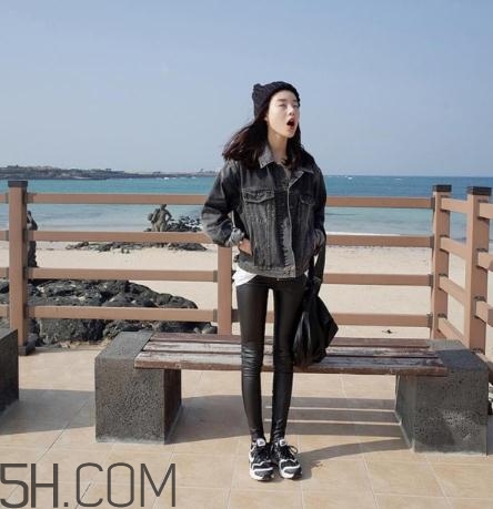 牛仔外套掉色怎么辦？牛仔外套怎么洗不掉色？