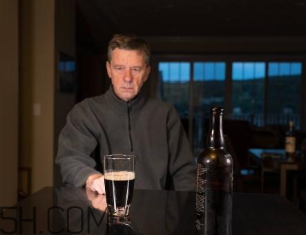 精囊炎要做手術(shù)嗎？精囊炎需要住院嗎？