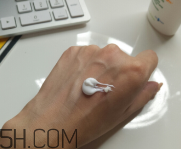 絲塔芙每日防曬保濕露好用嗎_產(chǎn)品評(píng)測