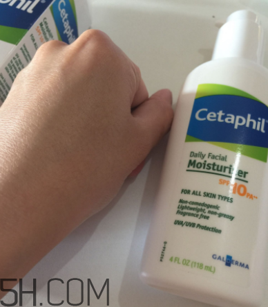 絲塔芙每日防曬保濕露好用嗎_產(chǎn)品評(píng)測