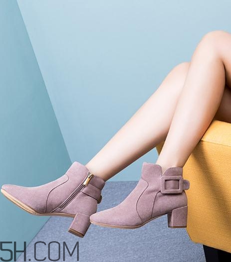 接吻貓的鞋子質(zhì)量好嗎？接吻貓鞋子可以退嗎？