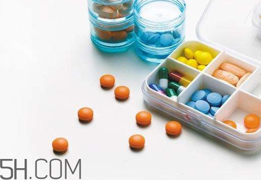 服用哪些藥物前后不能喝酒？為什么不能用茶葉水服藥