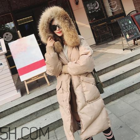 羽絨服會越穿越松嗎？羽絨服會越穿越大嗎？