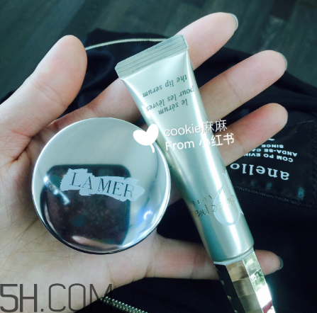 cpb唇部精華和lamer潤唇膏搭配好用嗎？cpb唇部精華怎么樣？