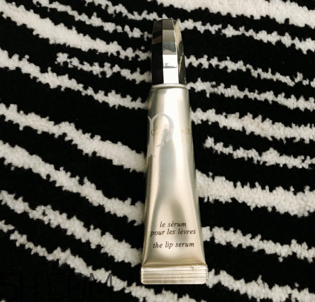 cpb唇部精華和lamer潤唇膏搭配好用嗎？cpb唇部精華怎么樣？