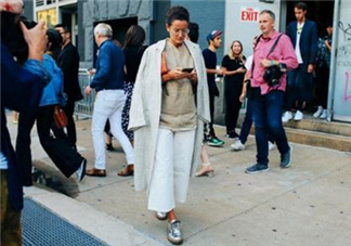 冬天穿闊腿褲配什么鞋子？冬天闊腿褲搭配鞋子圖片