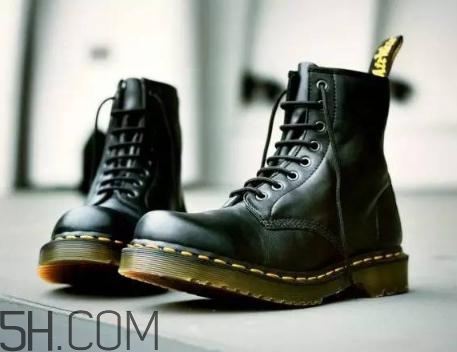 馬丁靴顯腿短嗎？腿短能穿馬丁靴嗎？