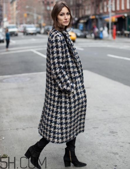 格子大衣搭配什么鞋子？格子大衣搭配鞋子圖片
