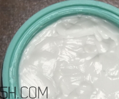 lilia祛斑霜有副作用嗎？lilia祛斑霜有激素嗎？