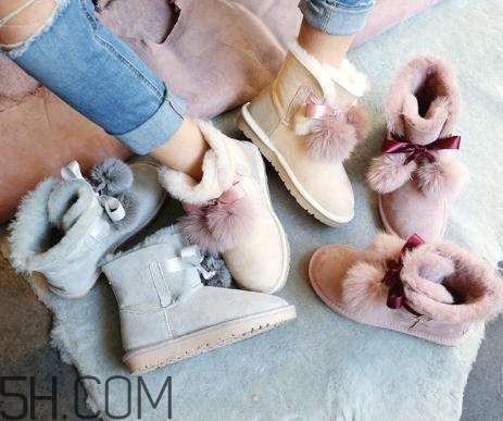 雪地靴會(huì)越穿越大嗎？雪地靴要買(mǎi)小一碼嗎？