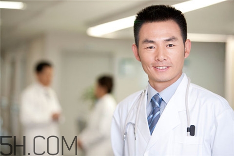 水痘結(jié)痂后還用忌口嗎？水痘怎么護(hù)理？