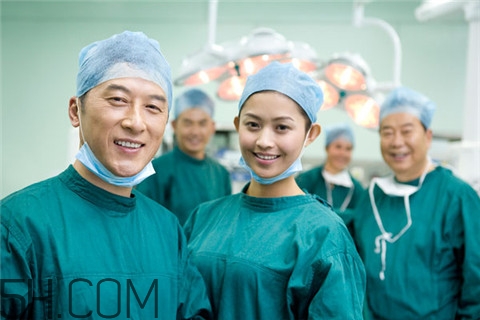 水痘結(jié)痂可以出門嗎？水痘結(jié)痂可以吃雞蛋嗎？