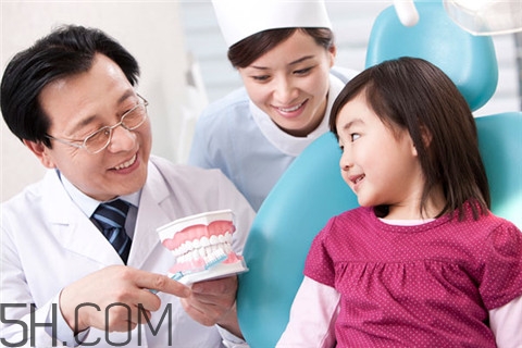 水痘需要住院?jiǎn)?？水痘需要隔離多長(zhǎng)時(shí)間？