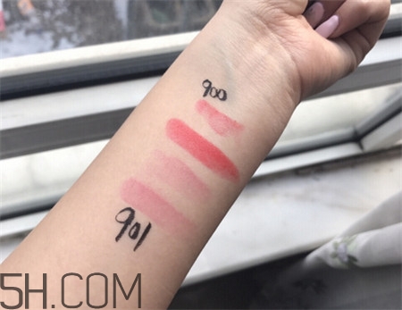 樸爾因子水凝細管口紅色號_試色圖 樸爾因子水凝細管口紅色號_試色圖