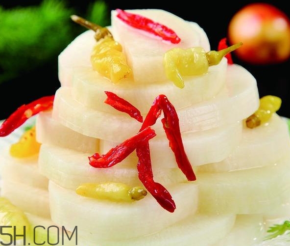 泡蘿卜用什么容器裝好？泡蘿卜一定要放花椒和白酒嗎