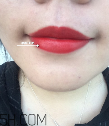 迪奧999和cpb311哪個好看？cpb奢華艷光唇膏價格多少錢？