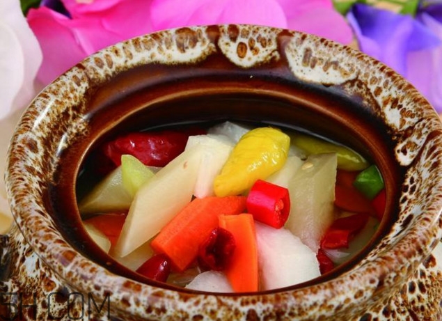 泡菜水用什么水最好？四川泡菜的酸水怎么做